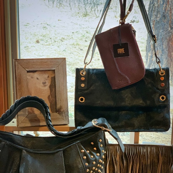 Assortments of Leather Purses - Picture 2 of 6